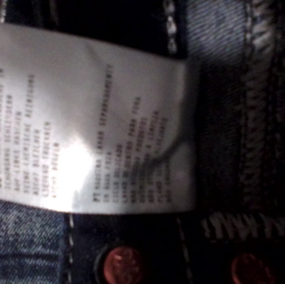 Miss Me from Buckles Bootcut Jeans Size 24 Buy one pair get another pair free